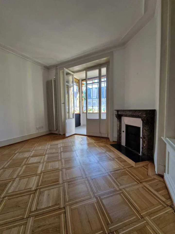Bello appartamento ristrutturato Avenue Florimont 10, 1006 Lausanne – foto 2 di 12