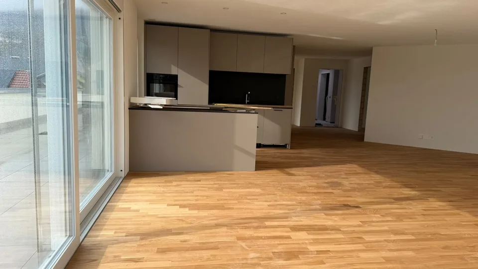 Appartement moderne 4.5 pièces avec balcon à Oberbipp – photo 4 sur 4