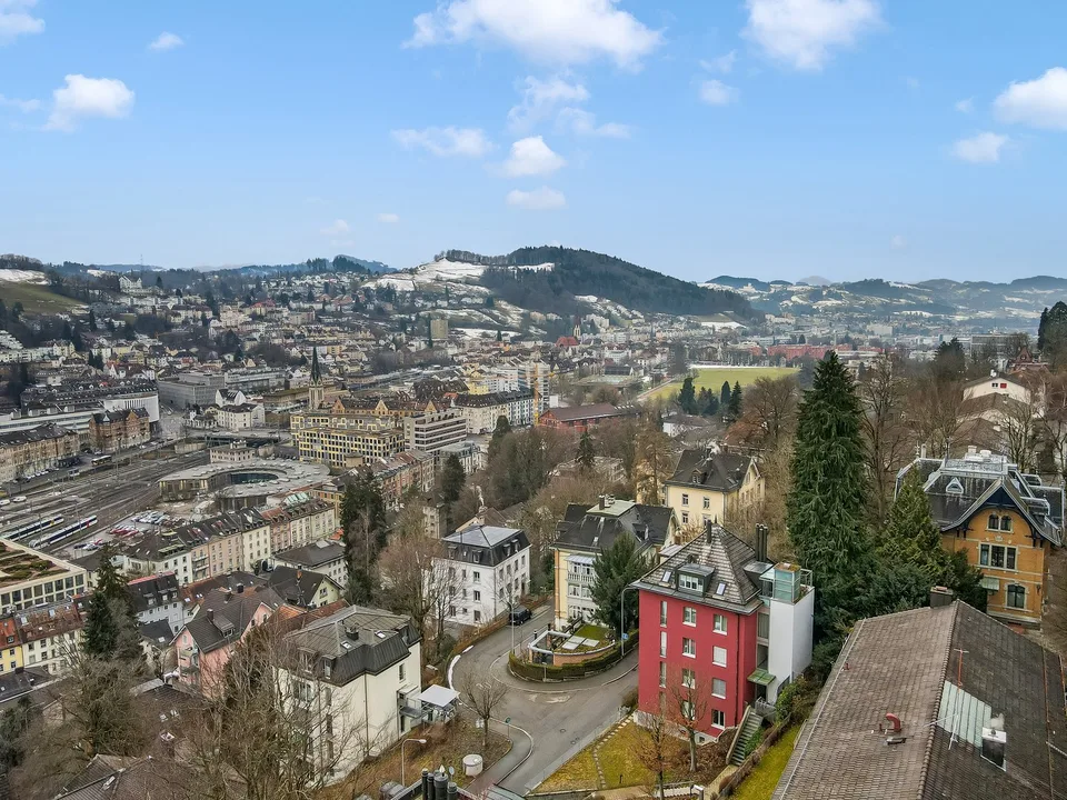 Appartement baigné de lumière au Rosenberg avec vue sur Säntis – photo 2 sur 9