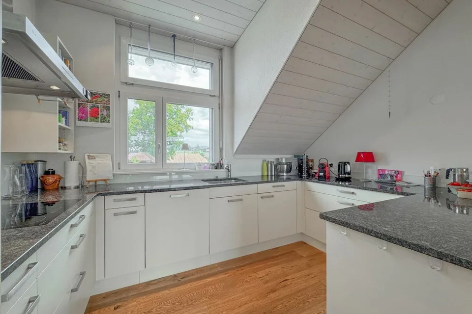 Architettura incontra luce e vista sulla montagna: Maisonette con alta privacy – foto 6 di 13