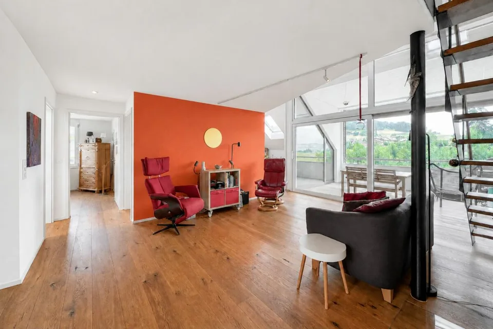 Architettura incontra luce e vista sulla montagna: Maisonette con alta privacy – foto 2 di 13