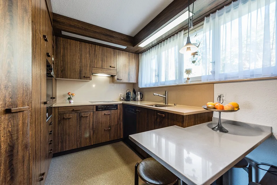 Bungalow mit Garten, Pool und viel Entwicklungspotenzial – Foto 8 von 17