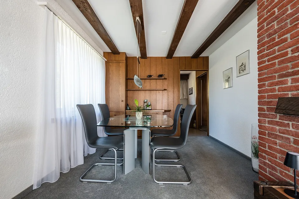 Bungalow mit Garten, Pool und viel Entwicklungspotenzial – Foto 9 von 17