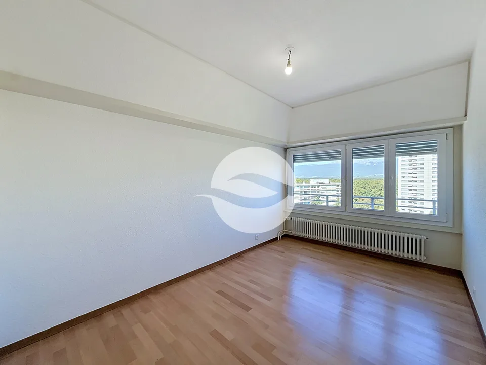 5 Zimmer Wohnung in Onex – Foto 3 von 8