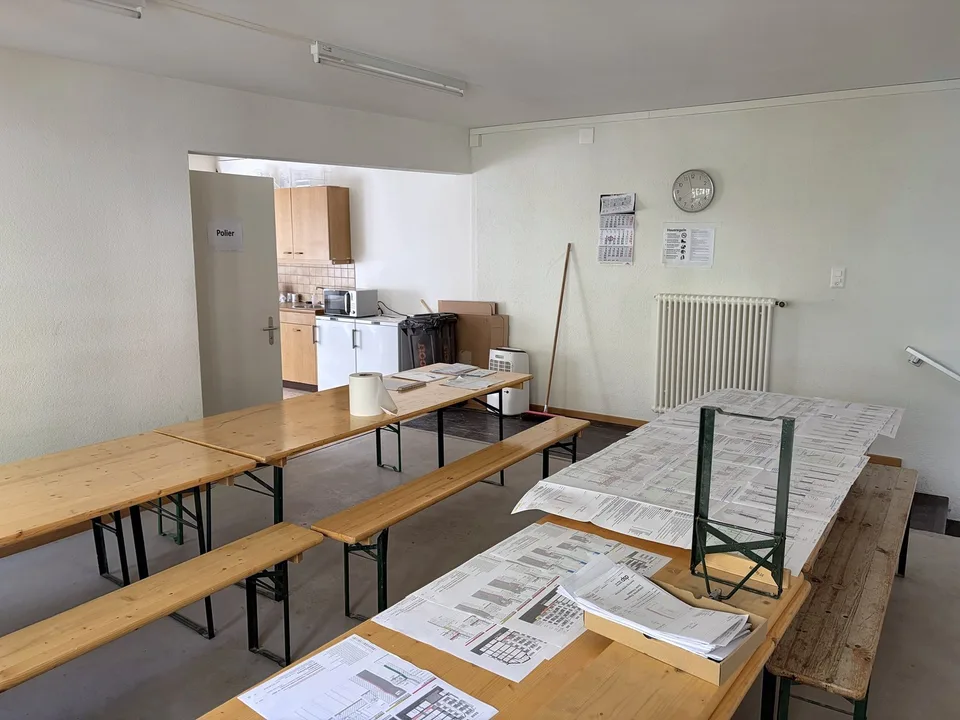 Spazi commerciali convenienti per uso temporaneo, ufficio, laboratorio & magazzino (circa 178 m²) – foto 8 di 11
