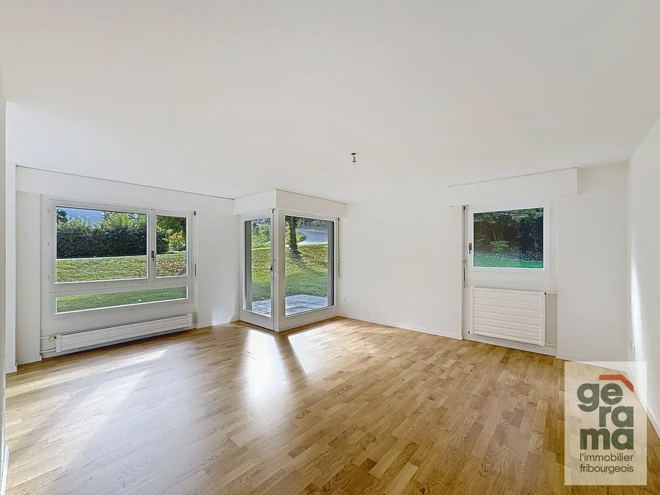 Studio renoviert im Erdgeschoss mit Terrasse in Tafers – Foto 2 von 5