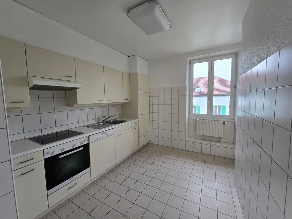 Bello appartamento di 3 locali situato in un quartiere calmo – foto 2 di 7