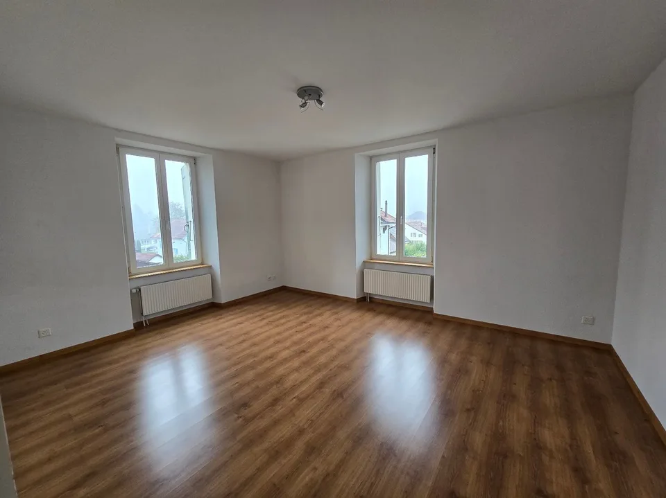Bello appartamento di 3 locali situato in un quartiere calmo – foto 3 di 7