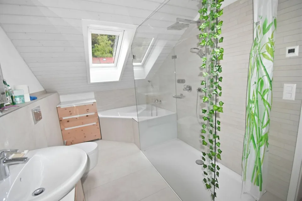Molto spazio per nuove ideee - casa a schiera con grande intorno – foto 11 di 19