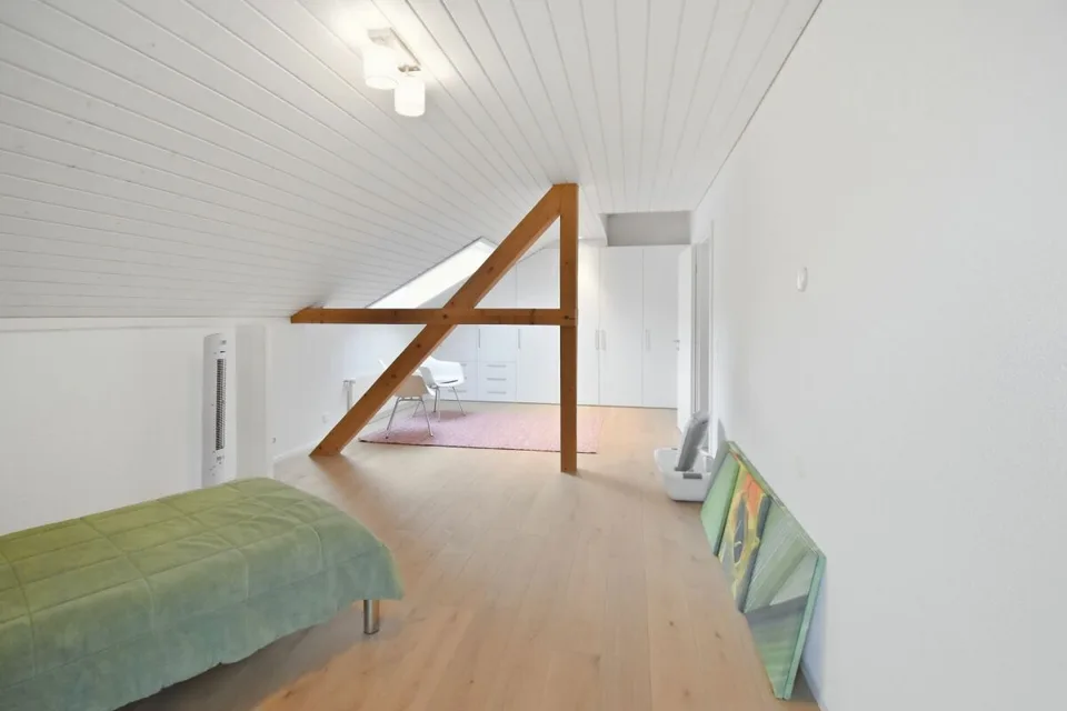 Molto spazio per nuove ideee - casa a schiera con grande intorno – foto 10 di 19