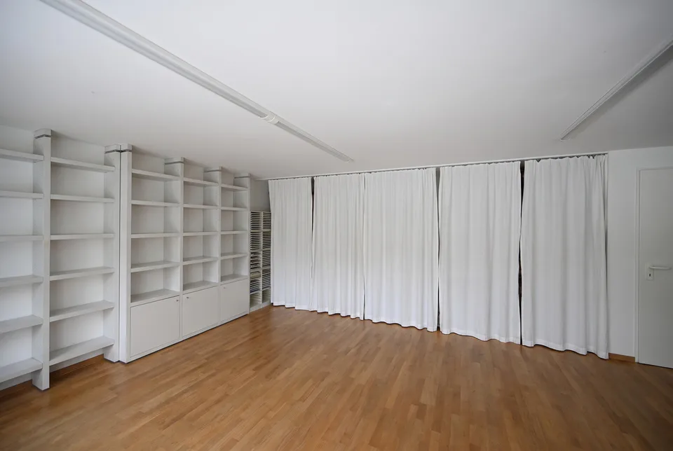 RAFFINÉ. MODERNE. VUE PANORAMIQUE. – photo 12 sur 12