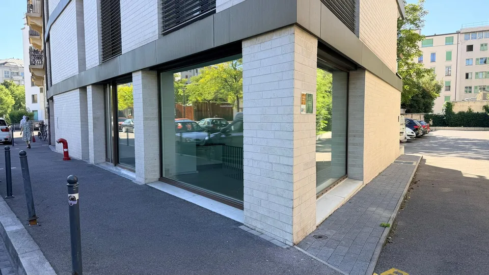 Arcata di ca. 36 m2 al piano terra + ca. 37 m2 nel seminterrato nel quartiere di Saint-Jean – foto 9 di 9