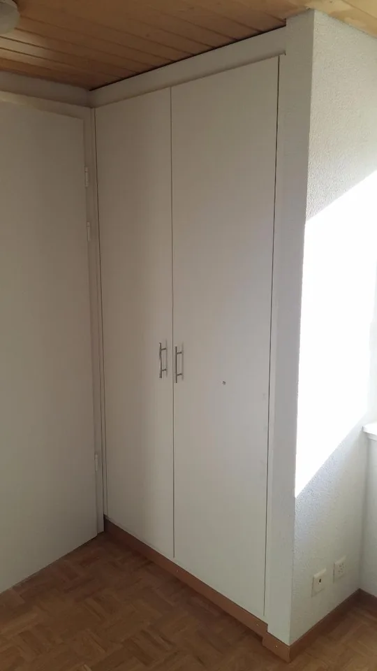 FRIBOURG - RTE DU JURA 20 - JOLI STUDIO MODERNE AU 3EME ETAGE (sans – photo 3 sur 5