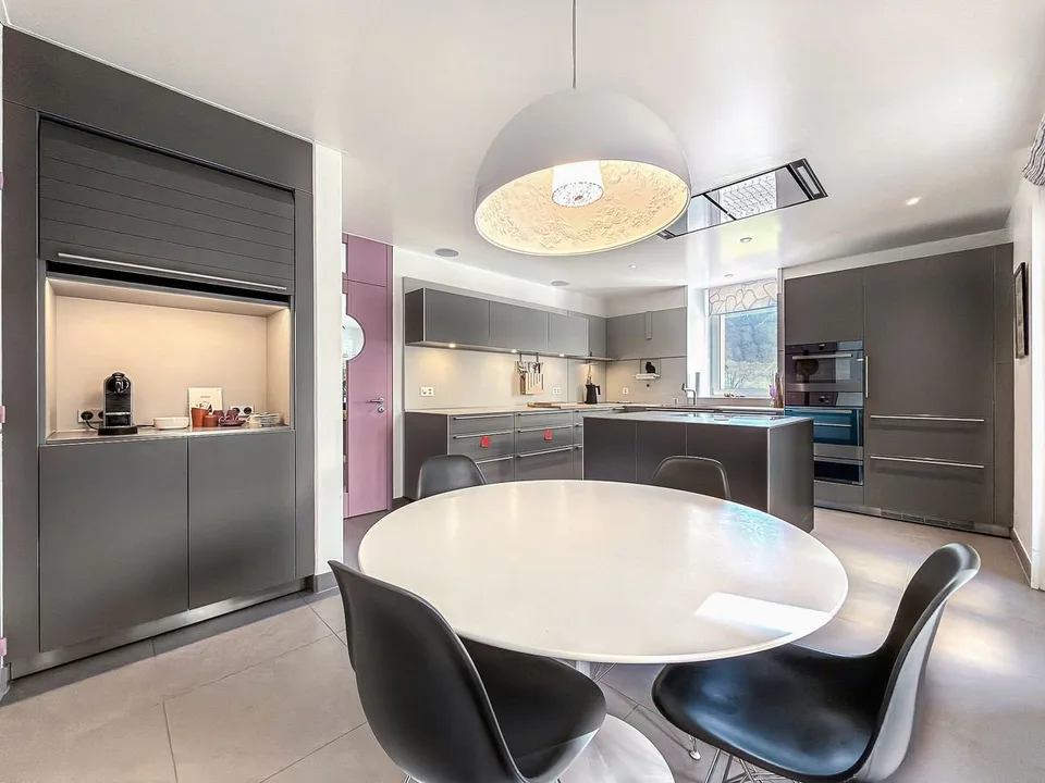 Casa di carattere nel cuore del villaggio – foto 10 di 13