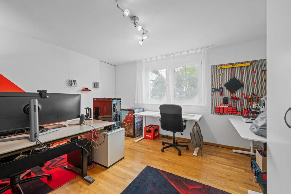Attraktive 4.5-Zimmer-Gartenwohnung in Hagenbuch ZH – Foto 10 von 15
