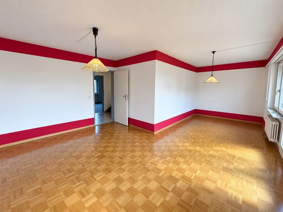3.5-Zimmer-Wohnung mit Potenzial in Mägenwil – Foto 3 von 10