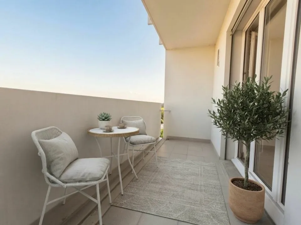 AMPIO 4.0 LOCALI APPARTAMENTO RISTRUTTURATO 95 M² CON CAMINO E VISTA SULLA VALLE – foto 6 di 7