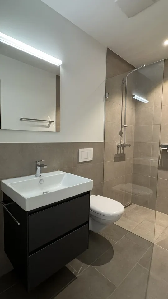Modern 4.5-room new apartment with spacious balcony - first occupation – photo 6 of 10