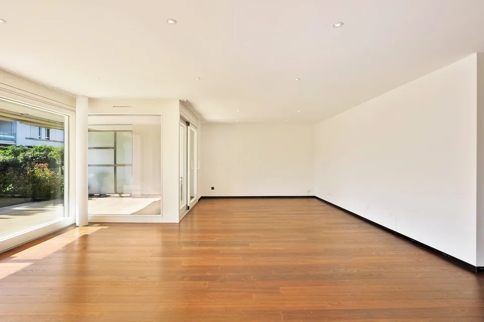 Magnifique appartement de 3,5 Pièces avec grand jardin arboré – photo 3 sur 10