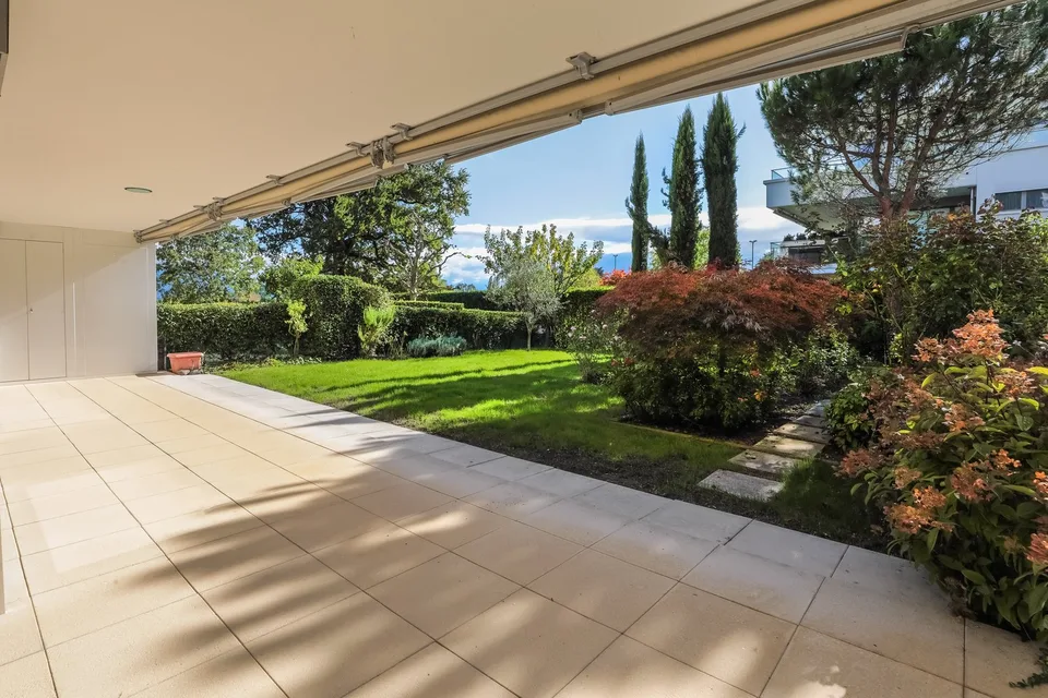 Magnifique appartement de 3,5 Pièces avec grand jardin arboré – photo 8 sur 10