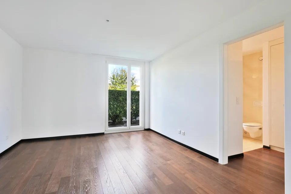 Magnifique appartement de 3,5 Pièces avec grand jardin arboré – photo 5 sur 10