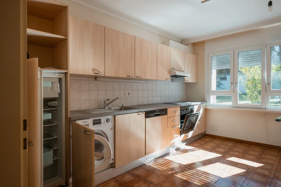 Exklusivität IMMO2Z: Einzelvilla mit 6.5 Zimmern und einem Apartment zur Vermietung – Foto 11 von 13