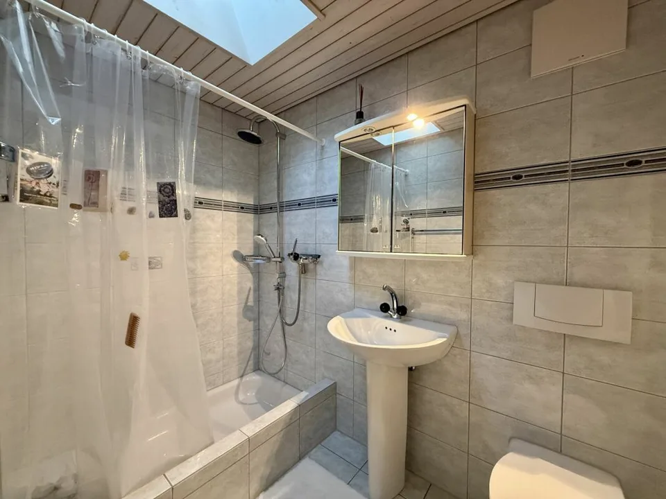 Habiter spacieusement avec vue sur les montagnes - maisonnette 5.5 pièces à Römerswil – photo 12 sur 16