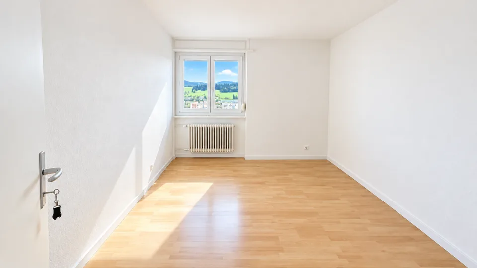 Wunderschöne 4.0 Zimmer mit 2 Balkonen, von denen einer sehr geräumig ist, und Panoramablick – Foto 15 von 17