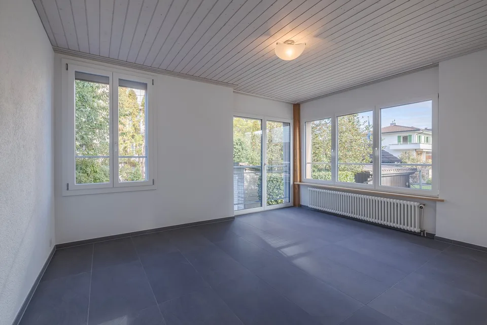 Moderne, neu renovierte Wohnung im Hochparterre – Foto 4 von 10