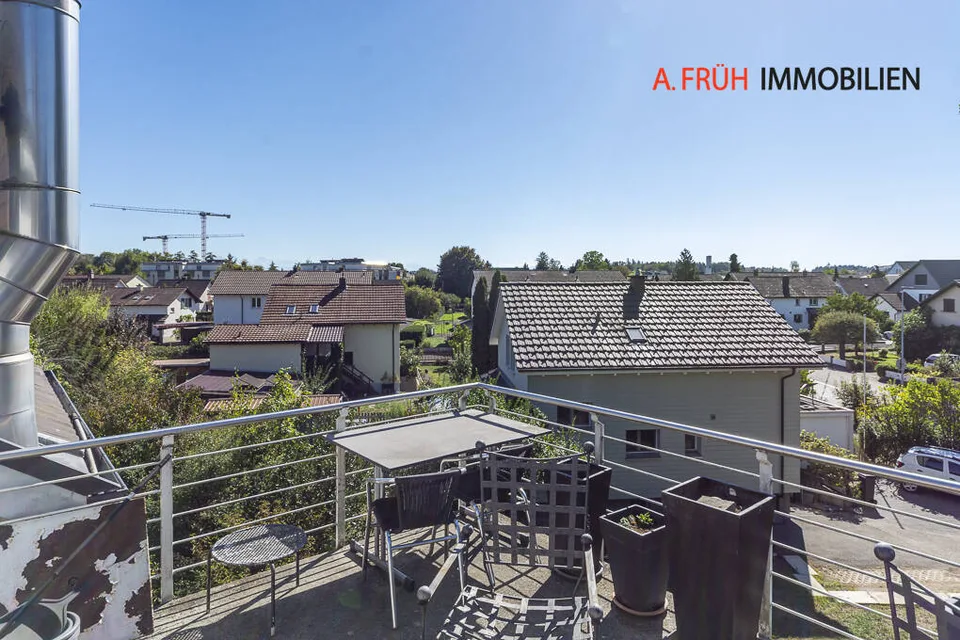 Mehrfamilienhaus mit Weitblick und architektonischem Charme – Foto 10 von 13