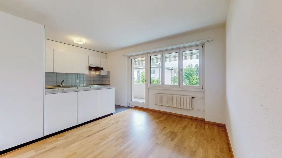 Bright apartment in a green residential area – photo 3 of 8