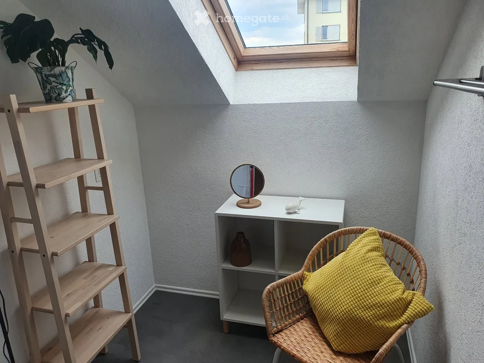 Sehr schöne, vollmöbilierte 3,5 Zimmer Wohnung – Foto 5 von 5