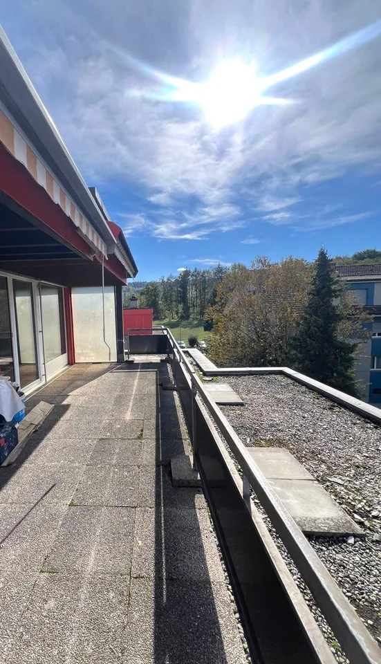 Appartement en attique 3,5 pièces avec grande terrasse pour se détendre – photo 13 sur 14