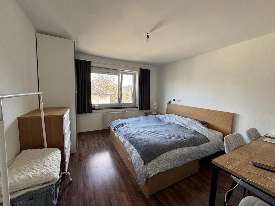 Incantevole appartamento di 3 locali con vista a Les Geneveys-sur-Coffrane – foto 2 di 7