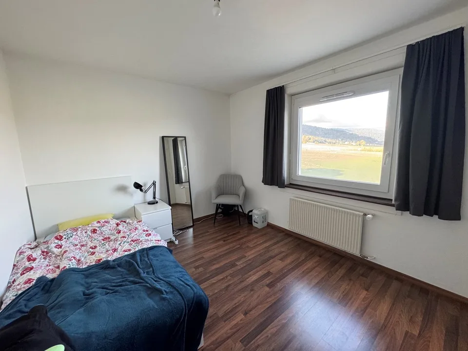Incantevole appartamento di 3 locali con vista a Les Geneveys-sur-Coffrane – foto 3 di 7