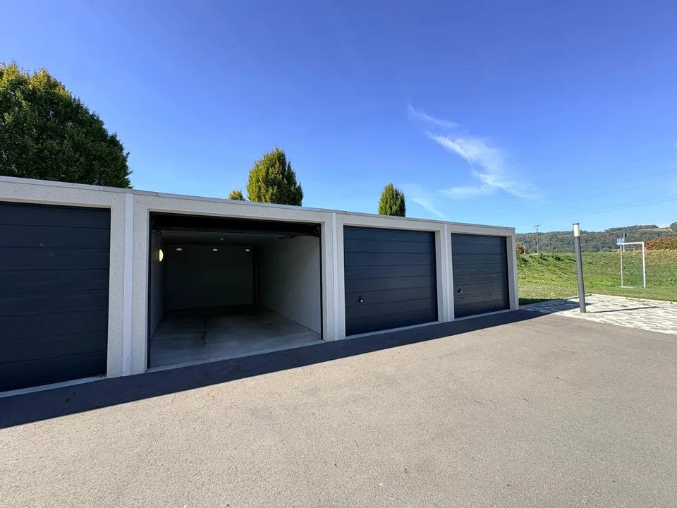 Individual garage for rent in Henniez – photo 2 of 5
