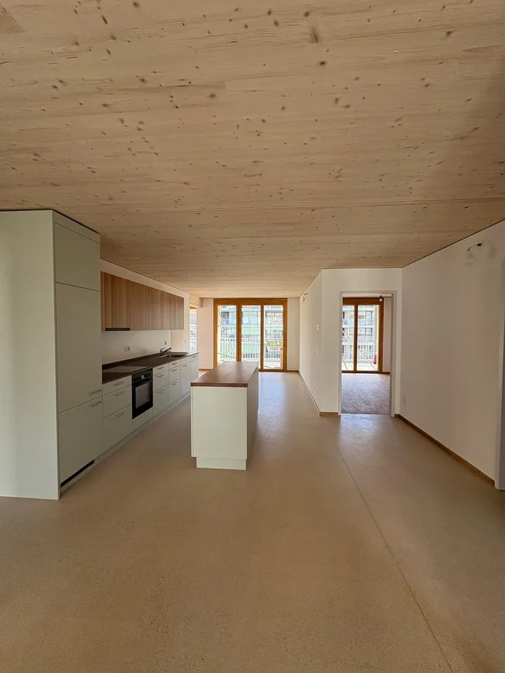 4.5 Zimmer-Genossenschaftswohnung für Familien im Neubau – Foto 3 von 12