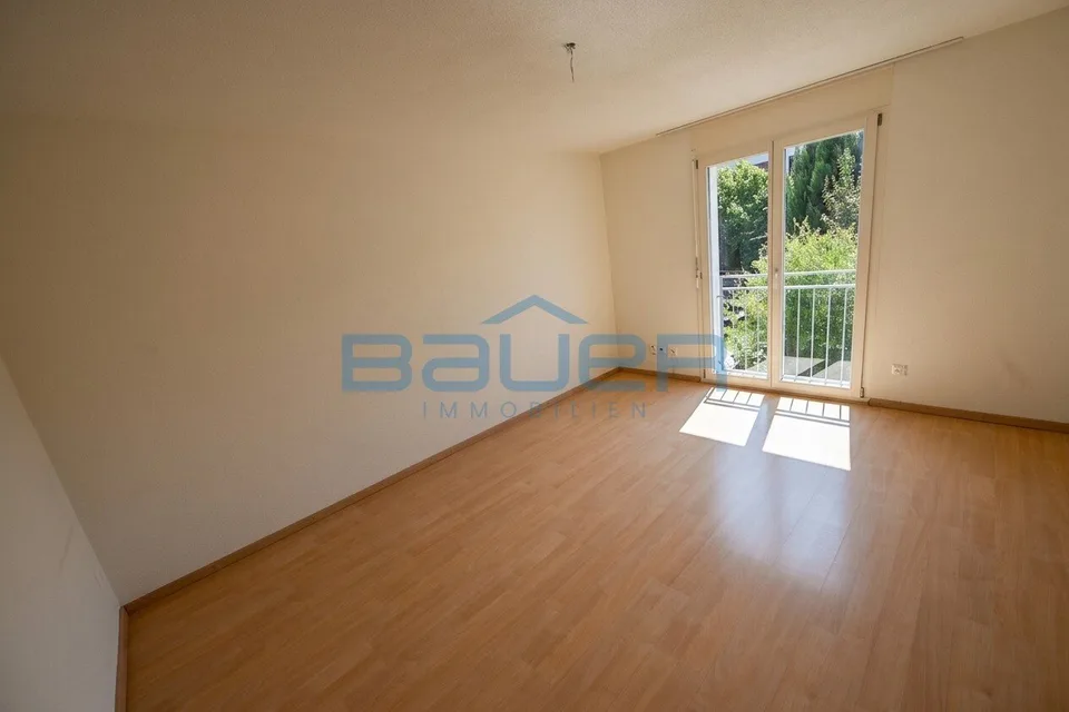 Viel Platz für die ganze Familie 7.5-Zimmer-Reihenhaus mit Garten – Foto 7 von 13