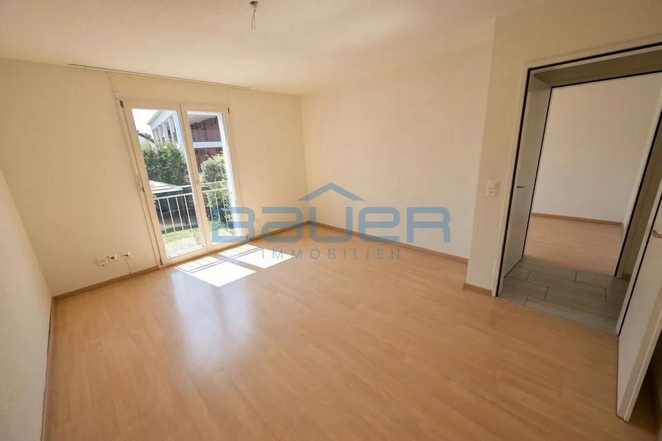 Viel Platz für die ganze Familie 7.5-Zimmer-Reihenhaus mit Garten – Foto 8 von 13