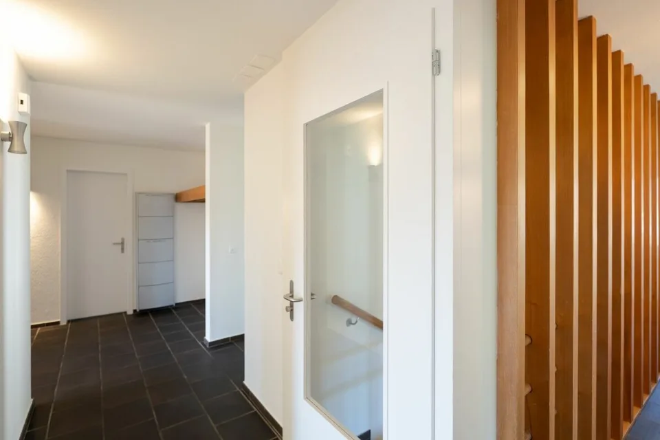 Maisonette-Wohnung im Kirchgemeindehaus – Foto 2 von 29