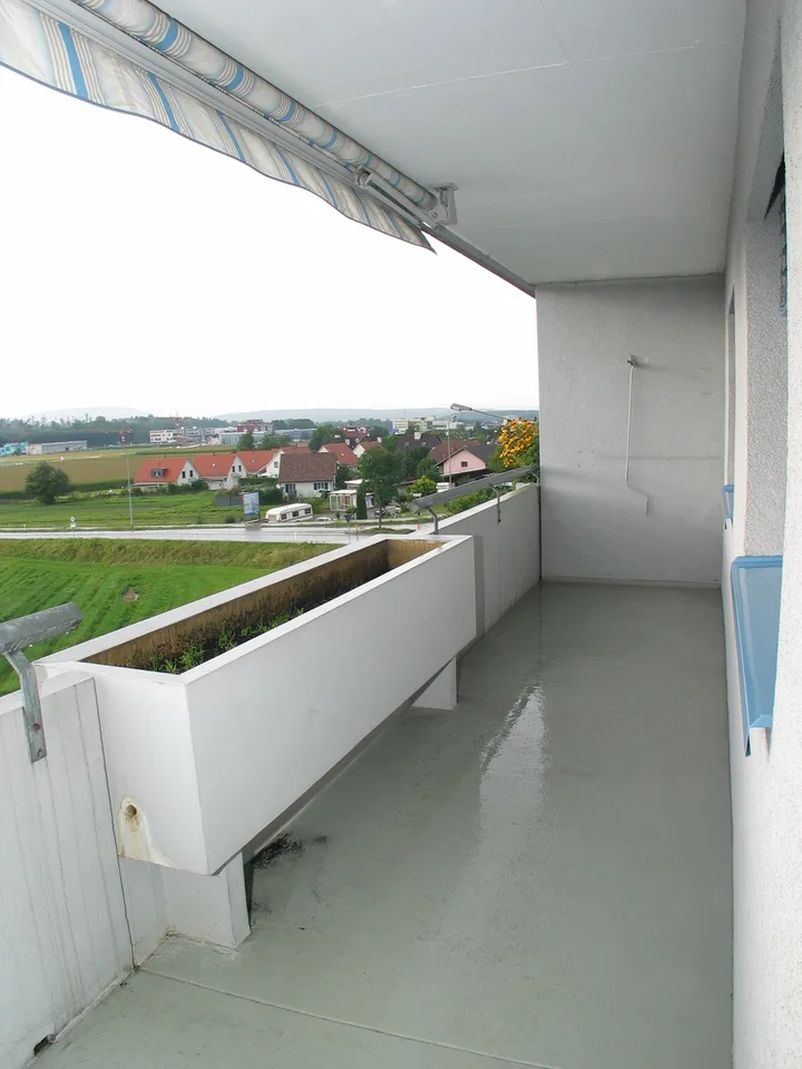 Appartement 3,5 pièces au 1er étage à Bachenbülach – photo 2 sur 7
