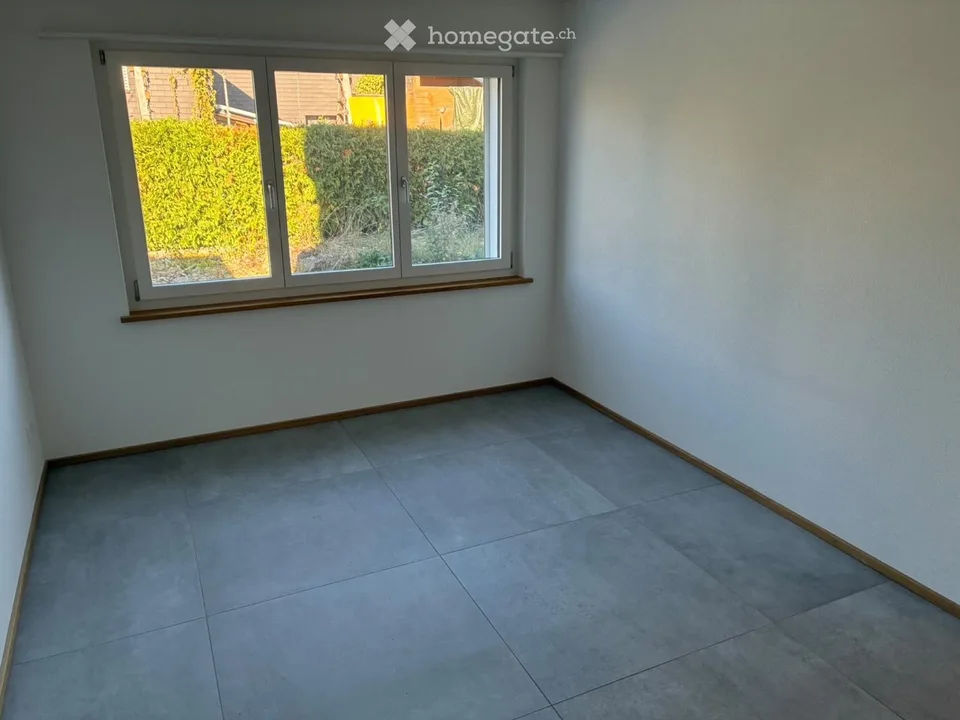Moderne Doppelhaushälfte in Frauenfeld – Foto 2 von 5