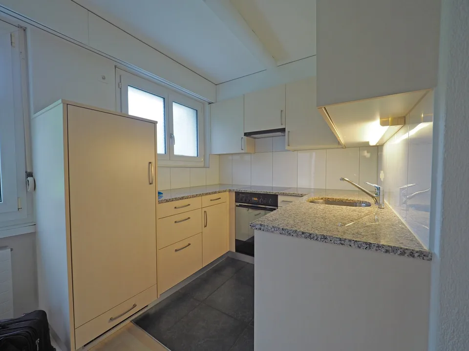 Appartamento 3.5 locali in una posizione tranquilla a Münsingen – foto 6 di 8