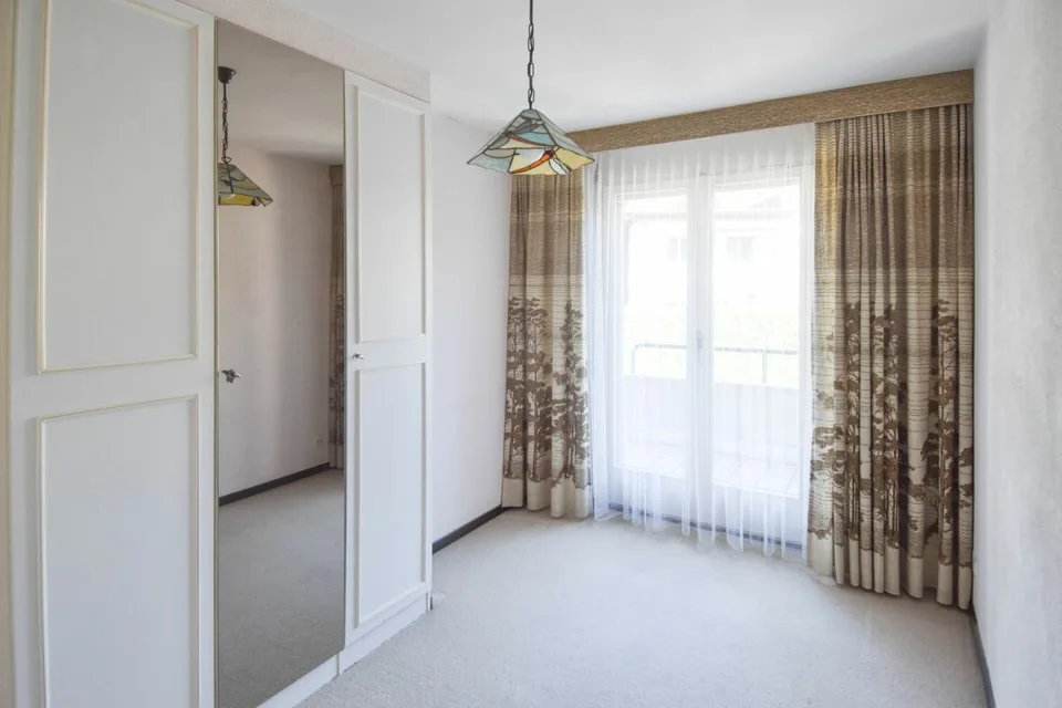 Maison mitoyenne solide avec de nombreuses possibilités – photo 9 sur 13