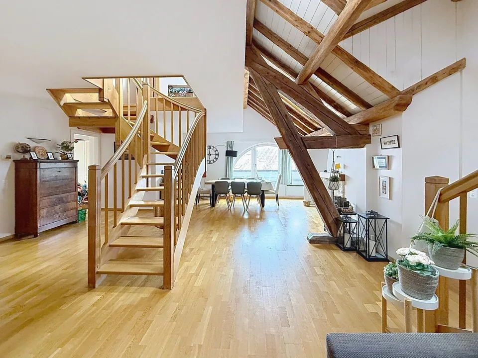 Wohnung mit Charme, geräumig und hell, mit Balkon – Foto 2 von 10