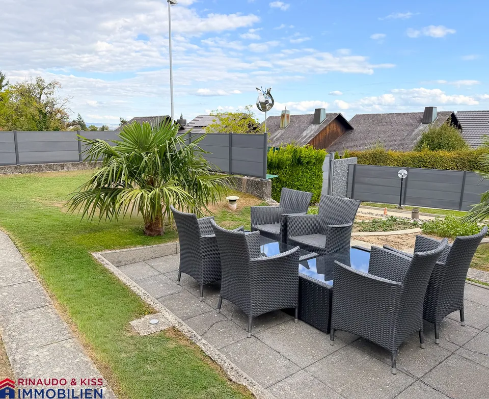 Casa unifamiliare affascinante con piscina e giardino a Küttigen – foto 4 di 14