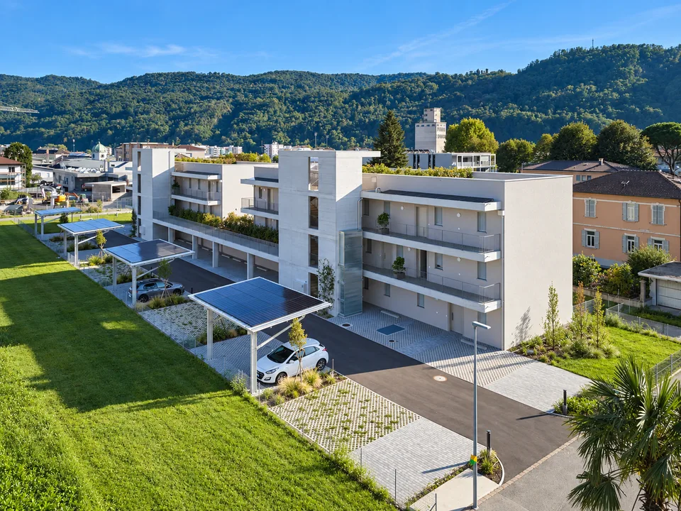 ÉLÉGANT APPARTEMENT DE 2.5 PIÈCES DE CONSTRUCTION NOUVELLE AVEC JARDIN – photo 13 sur 16