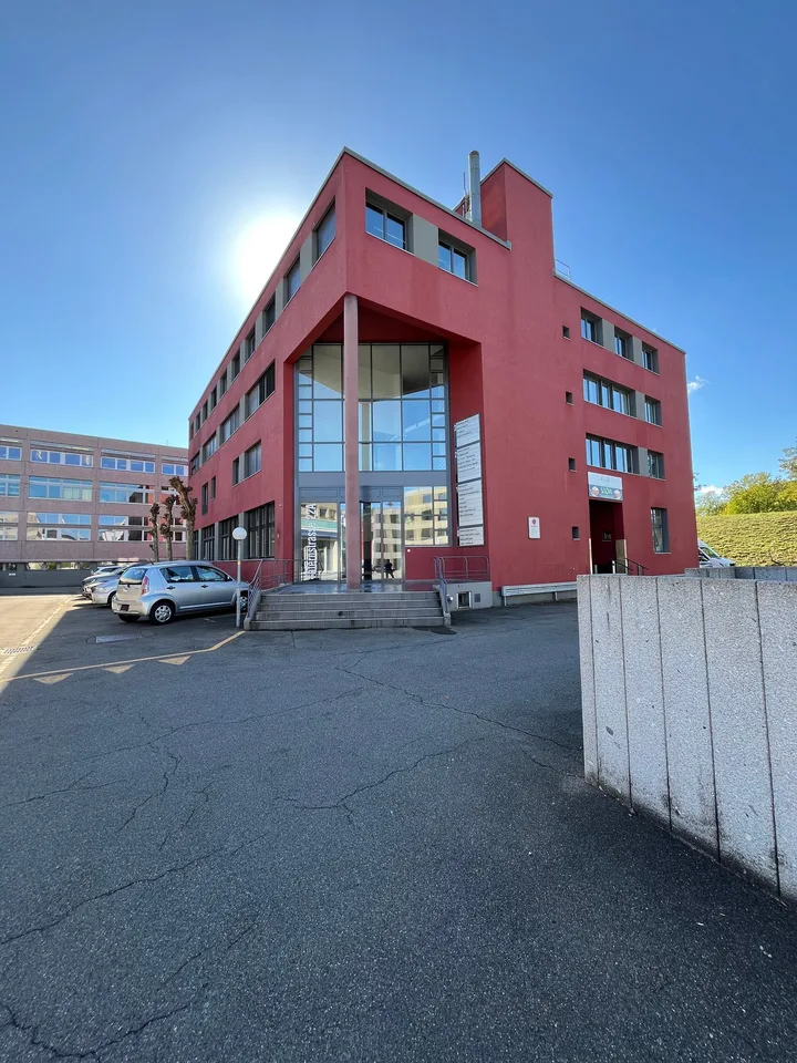 Ufficio individuale moderno in posizione ottimale a Baden-Dättwil – foto 3 di 5