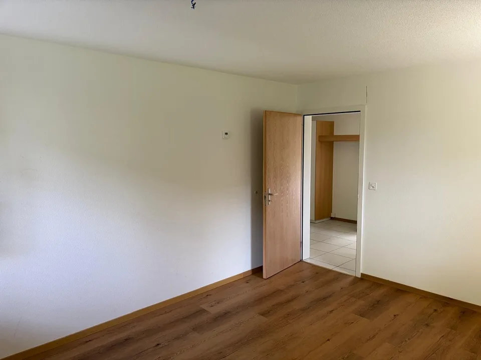 4.5-Zimmer Parterrewohnung an ruhiger Lage in Matten – Foto 11 von 13
