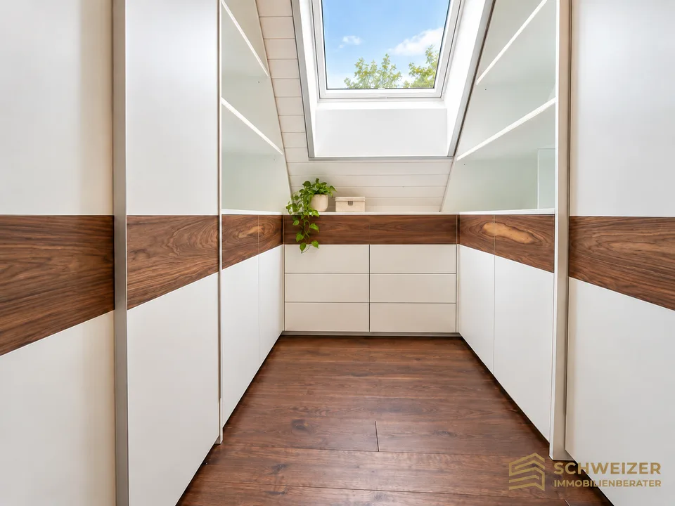 Exclusive living comfort with a dreamy garden ambiance – photo 3 of 7